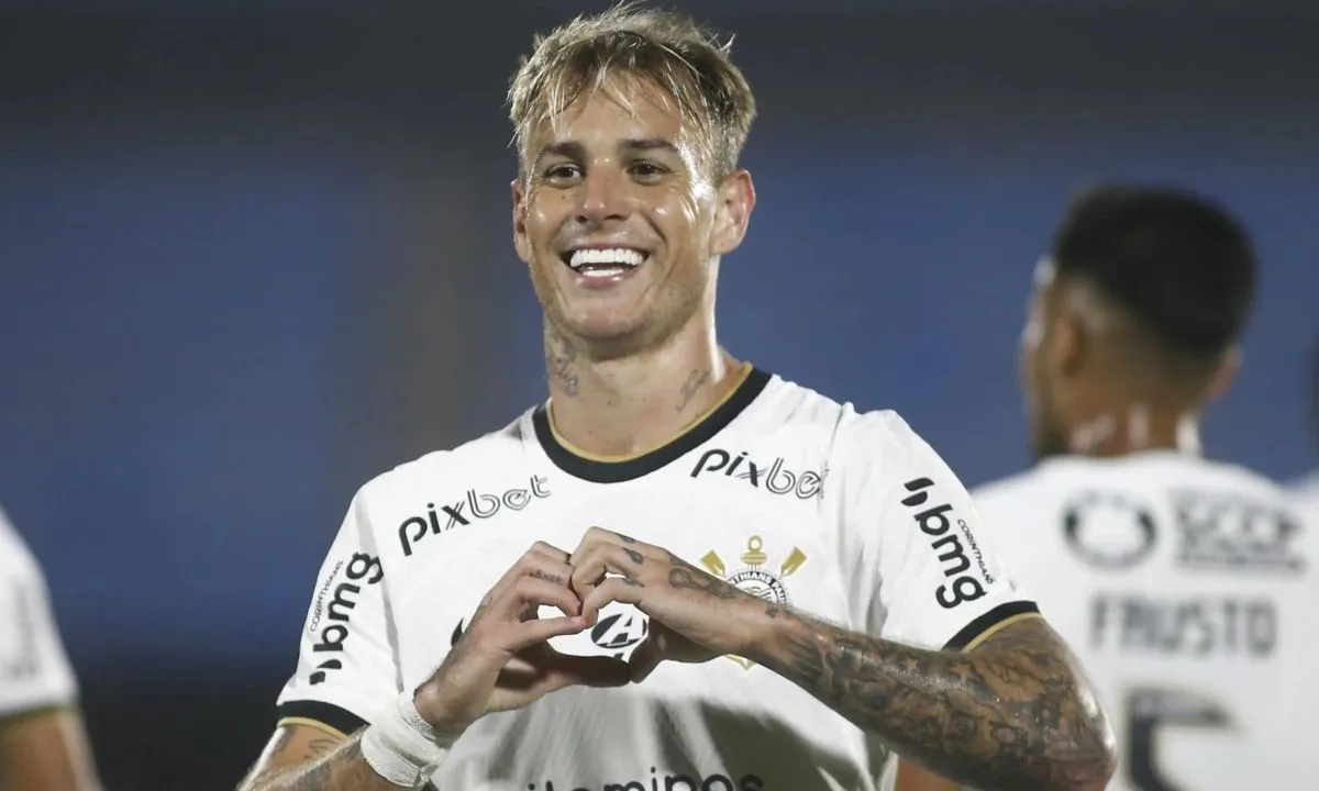 Corinthians recebe proposta tentadora por Róger Guedes e toma decisão