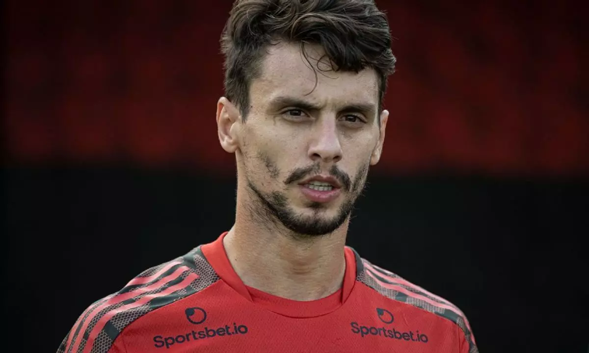 Cruzeiro Mira Pr Contrato Rodrigo Caio E Tenta Chegada Imediata