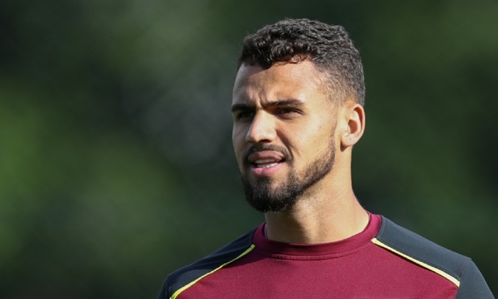 Goiás acerta a contratação do zagueiro Lucão, ex-São Paulo