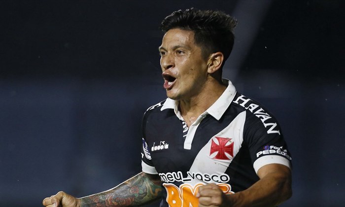 Santos tem acerto verbal com o atacante Germán Cano, do Vasco