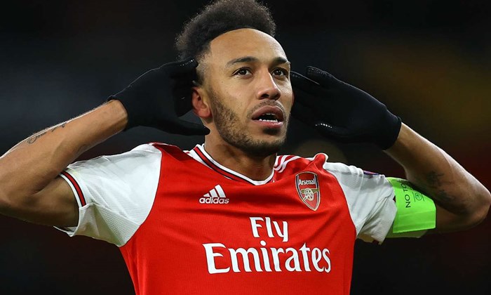 Aubameyang deixa o Arsenal e assina como novo reforço do Barcelona