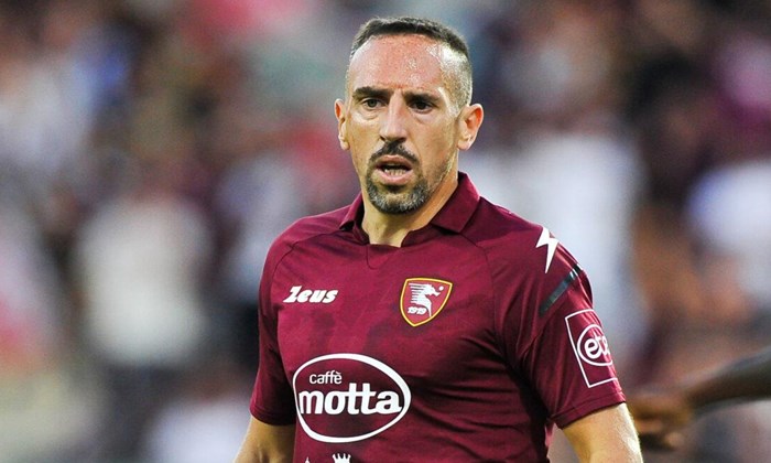 De saída do futebol italiano, Franck Ribéry foi oferecido ao Ceará