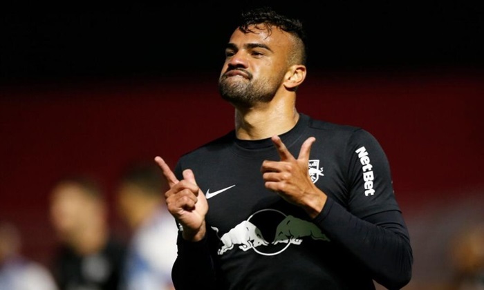 A pedido de Ceni, São Paulo tenta a contratação de Fabrício Bruno