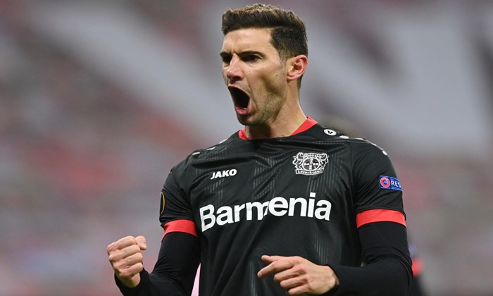 Palmeiras planeja nova investida pelo atacante argentino Lucas Alario