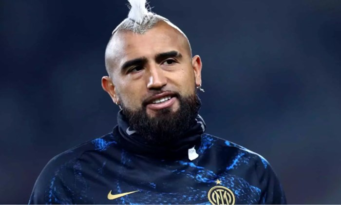 Flamengo conversa com Arturo Vidal e recebe sinal positivo do chileno
