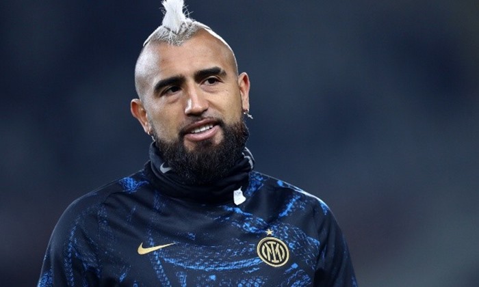 Arturo Vidal diz a pessoas próximas que aceitará proposta do Flamengo