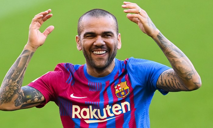 Flamengo cogita ‘chapéu’ no Athletico e pode fechar com Daniel Alves