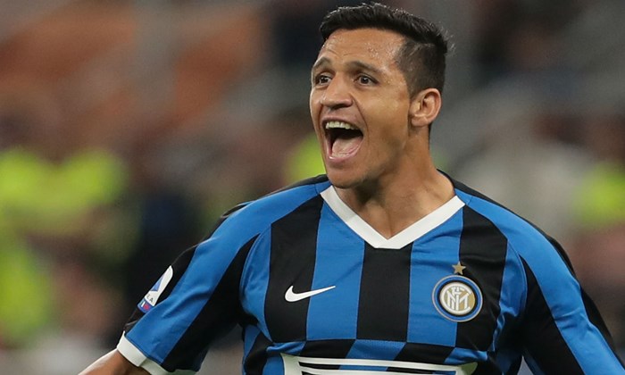 Após Vidal, Flamengo negocia com o atacante chileno Alexis Sánchez