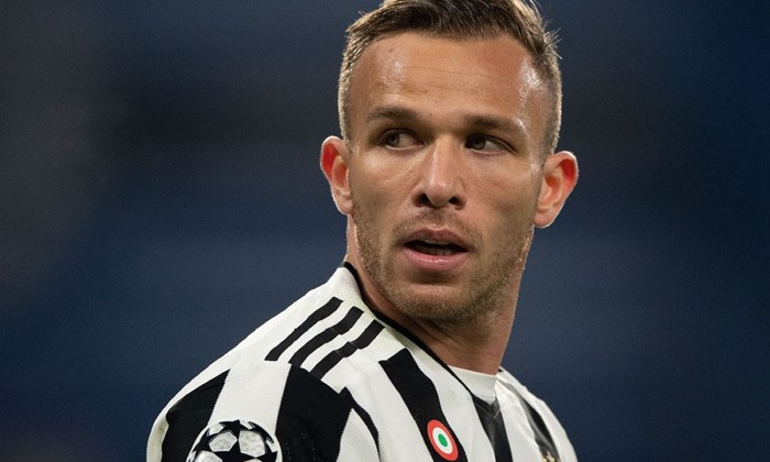 Flamengo e Grêmio fazem sondagens por Arthur, de saída da Juventus