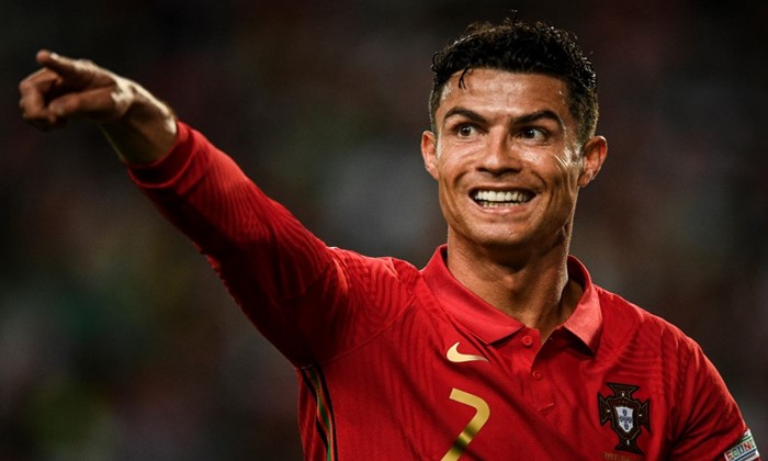 De saída do United, Cristiano Ronaldo tem negociações com o Barcelona