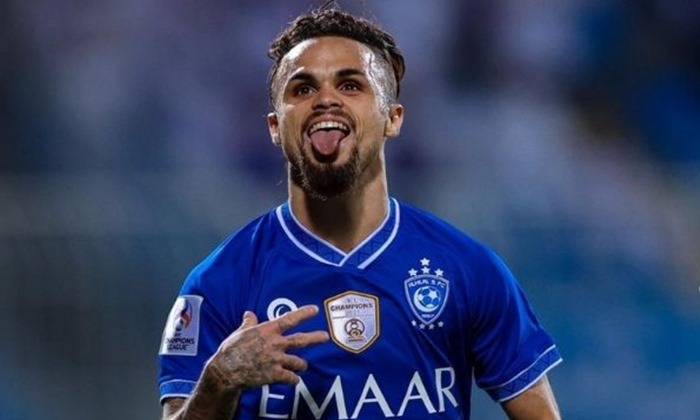 Atlético-MG e São Paulo negociam com o atacante Michael, ex-Fla