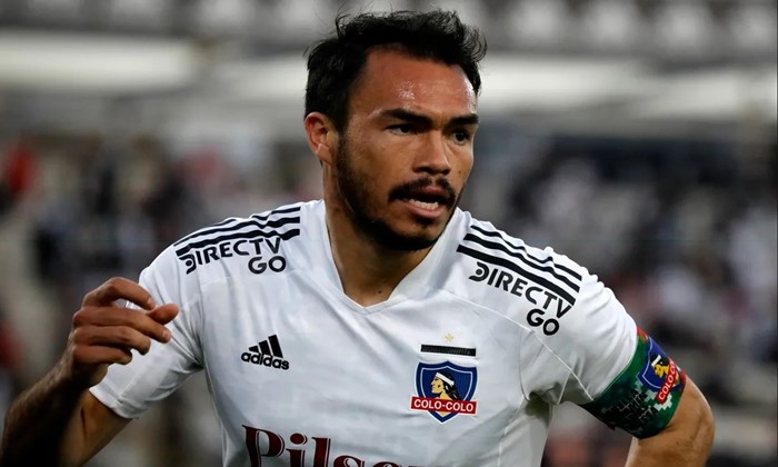 Fluminense negocia com lateral chileno Gabriel Suazo, do Colo-Colo