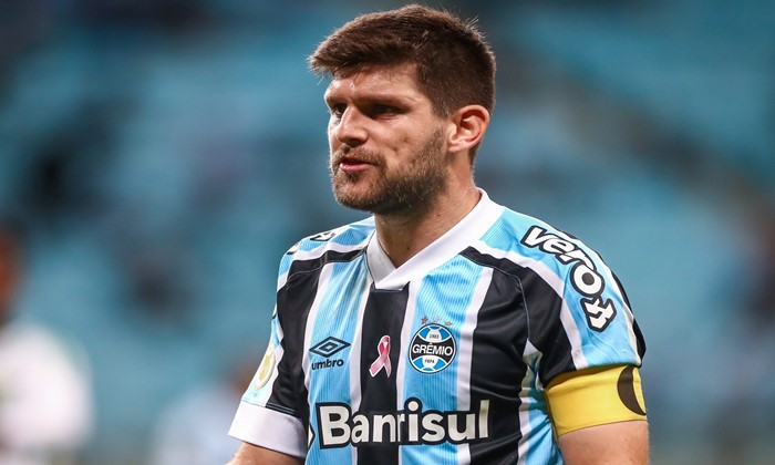 Sem renovar com Grêmio, Kannemann vira alvo de Santos e São Paulo