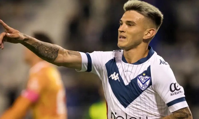 Vasco faz proposta por Luca Orellano, camisa 10 do Vélez Sarsfield