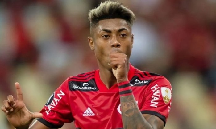 Em fim de contrato no Fla, Bruno Henrique é cogitado no Atlético-MG