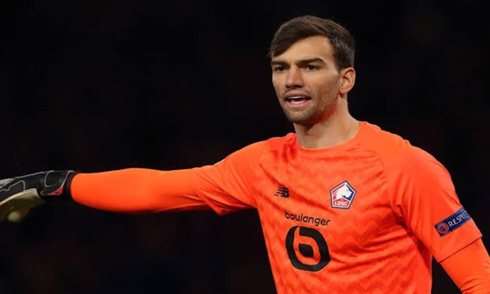 Vasco acerta compra do goleiro Léo Jardim, do Lille, por R$ 11 milhões