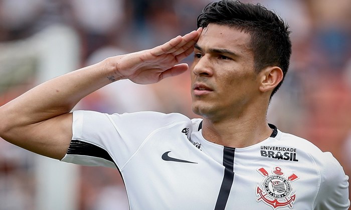 De saída do Corinthians, Balbuena está na mira de Athletico e Bahia