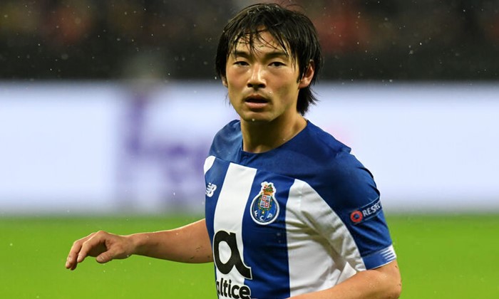 Flamengo negocia com japonês Shoya Nakajima, ex-camisa 10 do Porto