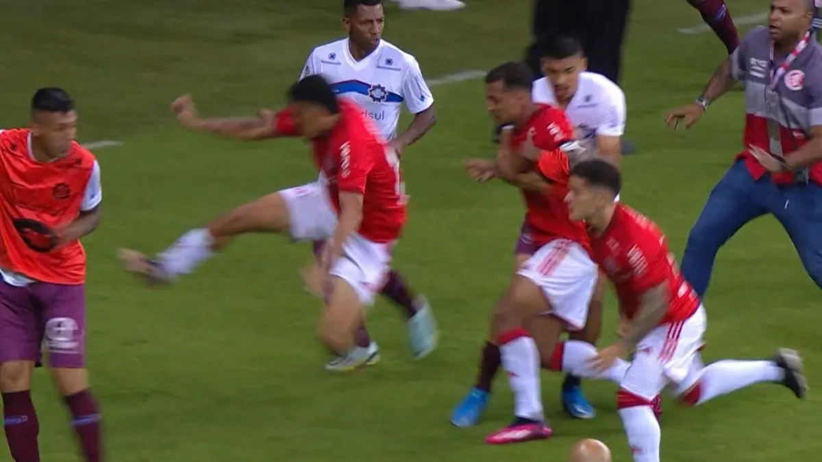 Confusão no Campeonato Gaúcho assusta torcedores, veja como foi