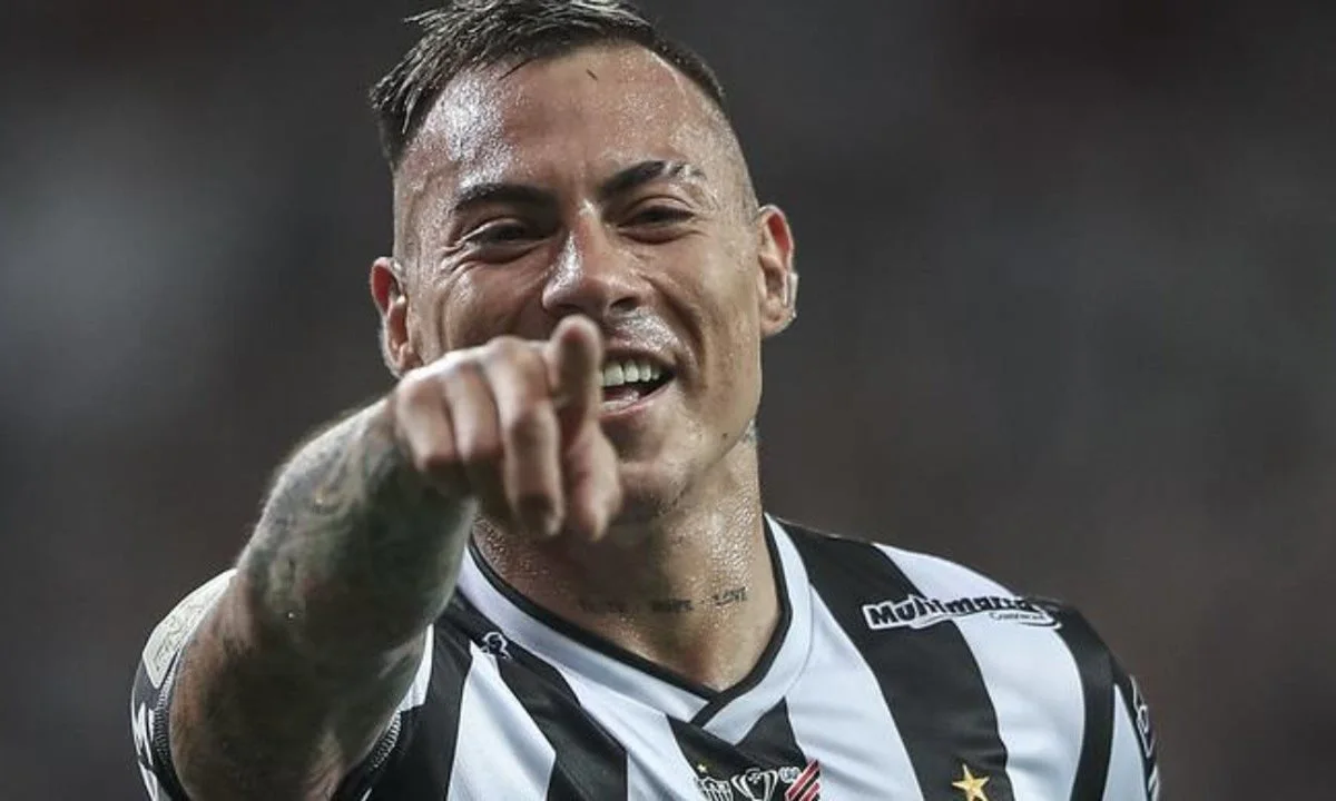 Eduardo Vargas pede saída do Galo e o Santos deve ser seu destino