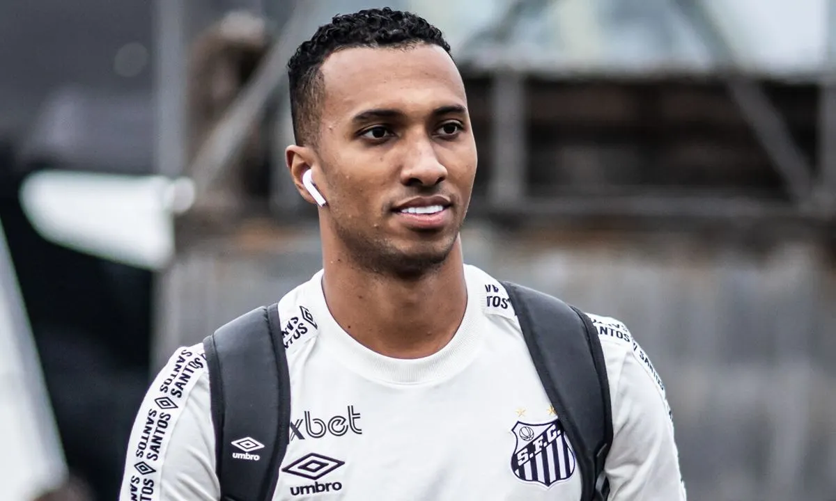 Vasco pode pagar R$20 mi pelo atacante Lucas Braga, do Santos