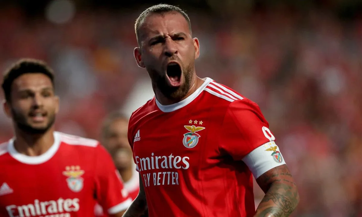 Renovação de Otamendi no Benfica trava e clube brasileiro vira opção
