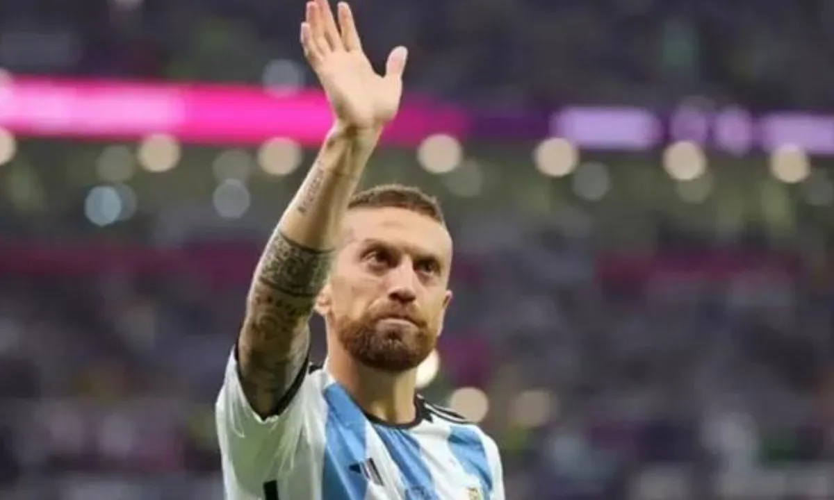 Grêmio negocia com Papu Gómez para fazer dupla com Suárez