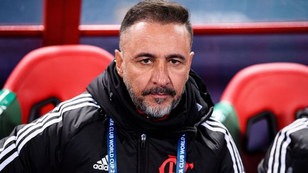 Flamengo demite Vítor Pereira e tem alvo definido para novo técnico
