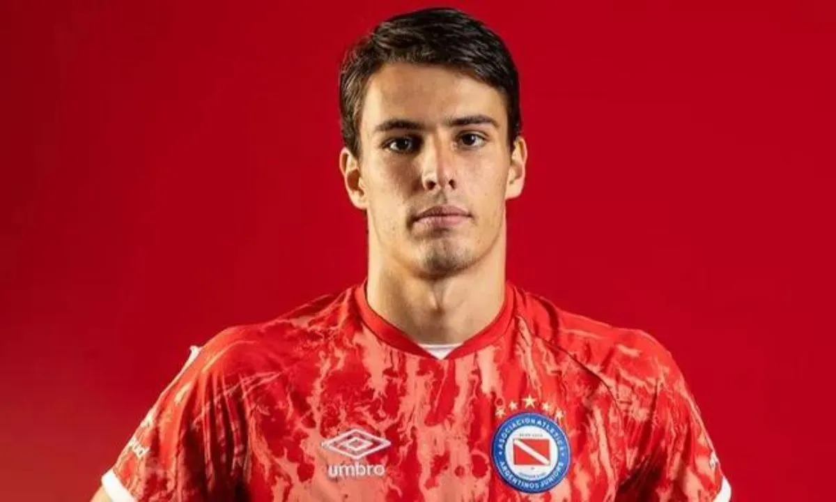 Destaque na Libertadores, Federico Redondo negocia para jogar no Brasil