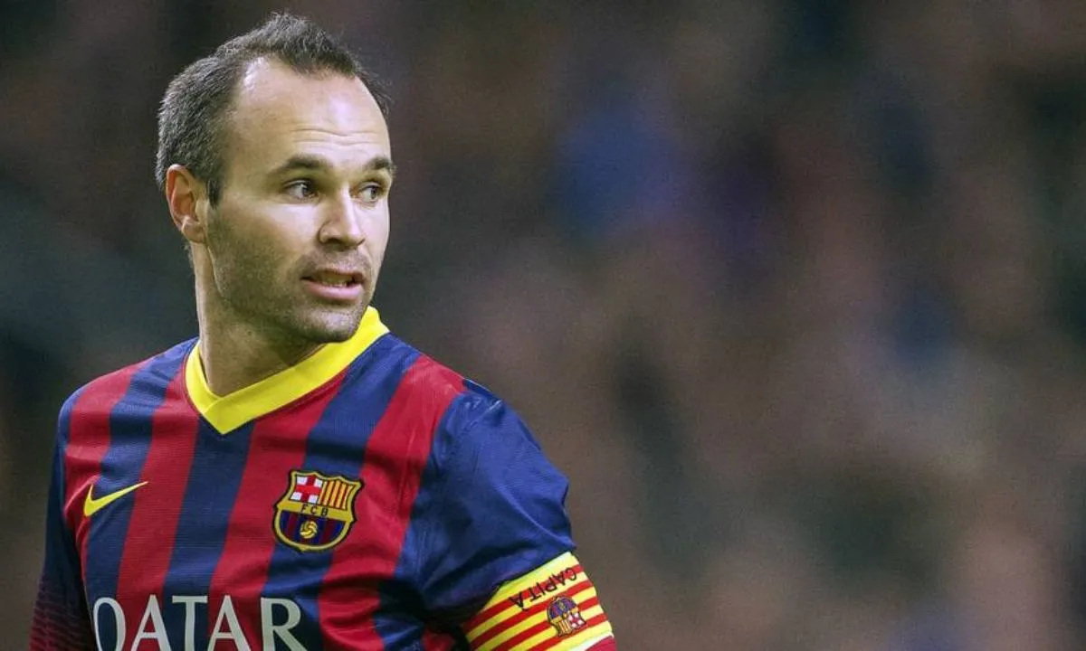 Iniesta deixa o Vissel Kobe e pode pintar no futebol brasileiro