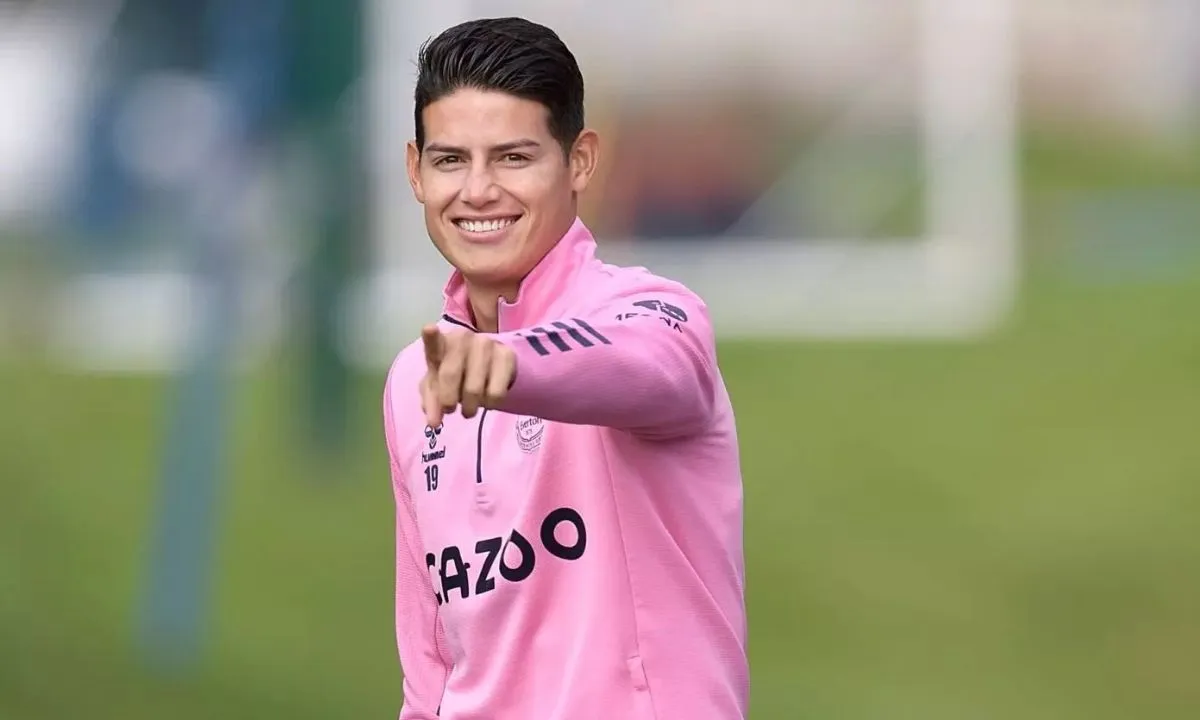 Liderança no Brasileirão pesa, e James Rodríguez pode fechar com Botafogo