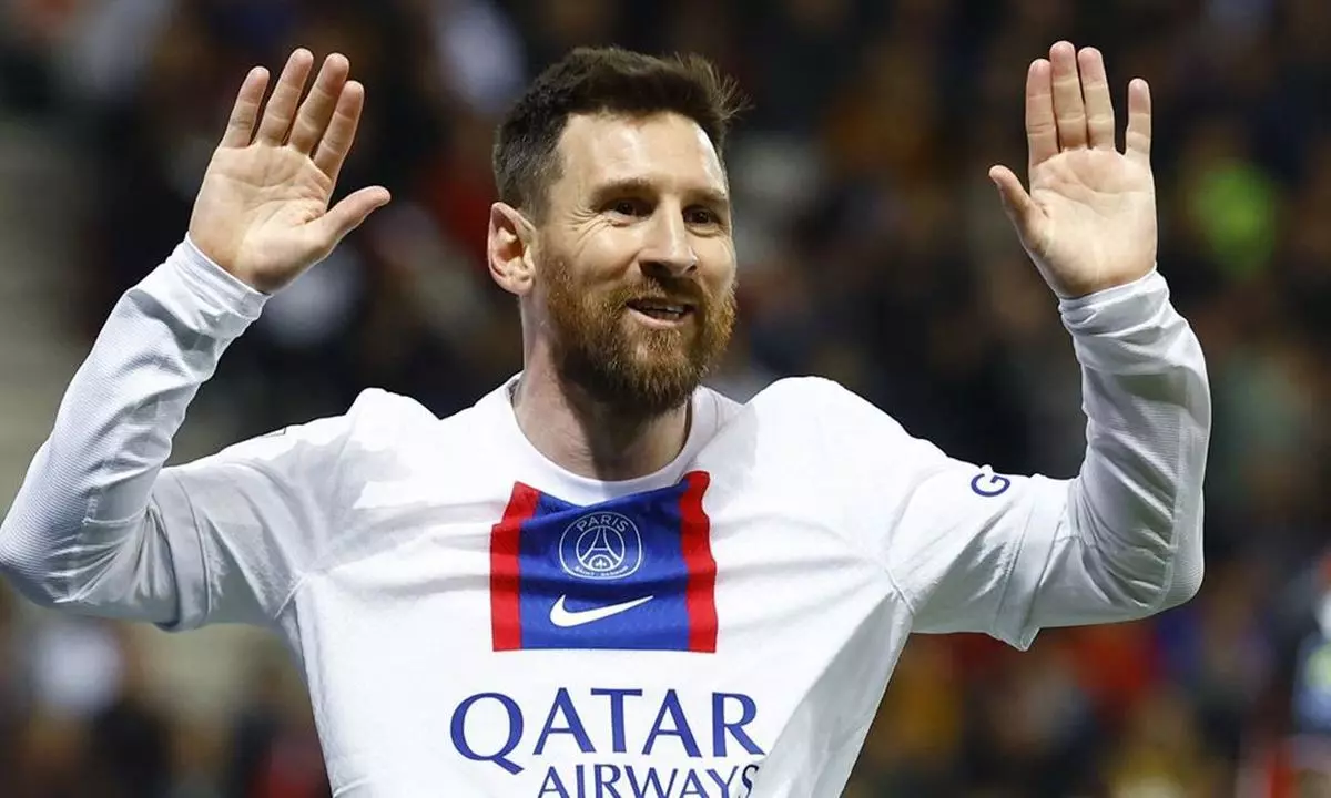 Messi teria aceitado jogar de ‘graça’ para retornar ao Barcelona