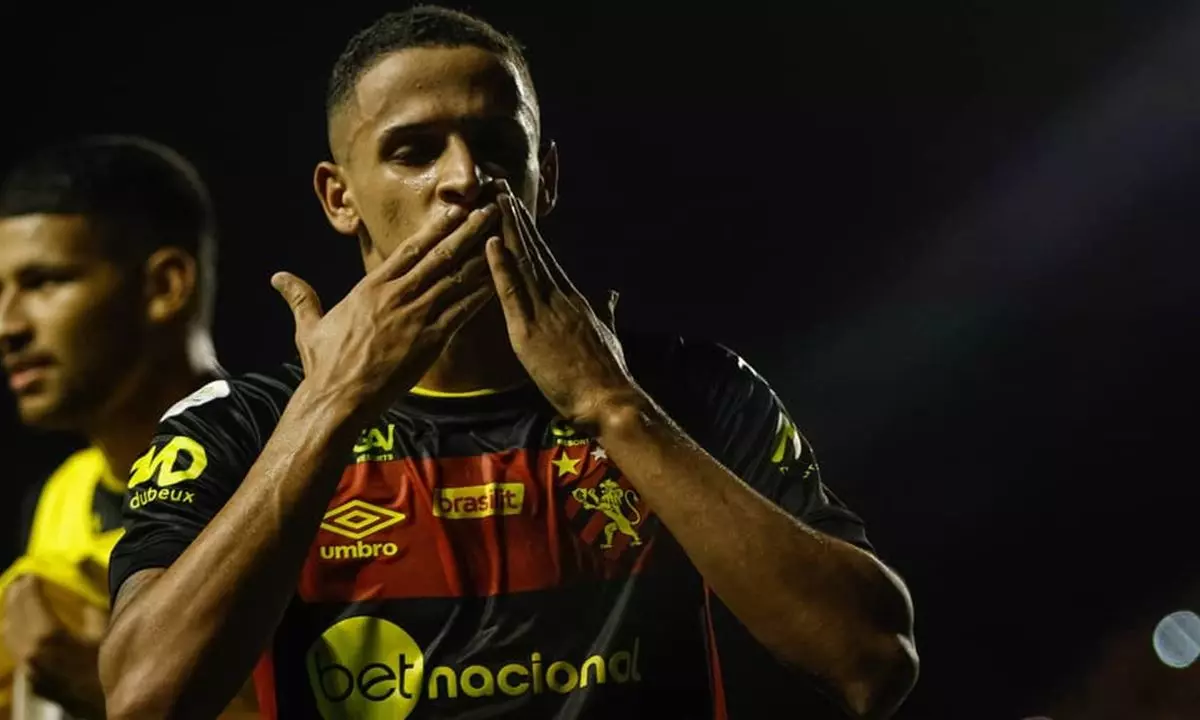 Bahia faz proposta para antecipar chegada de Luciano Juba, do Sport