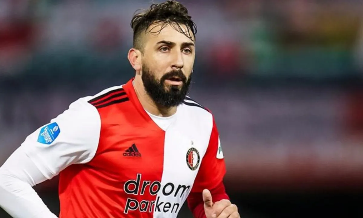 Lucas Pratto rescinde com o Vélez e se aproxima de volta ao Brasil
