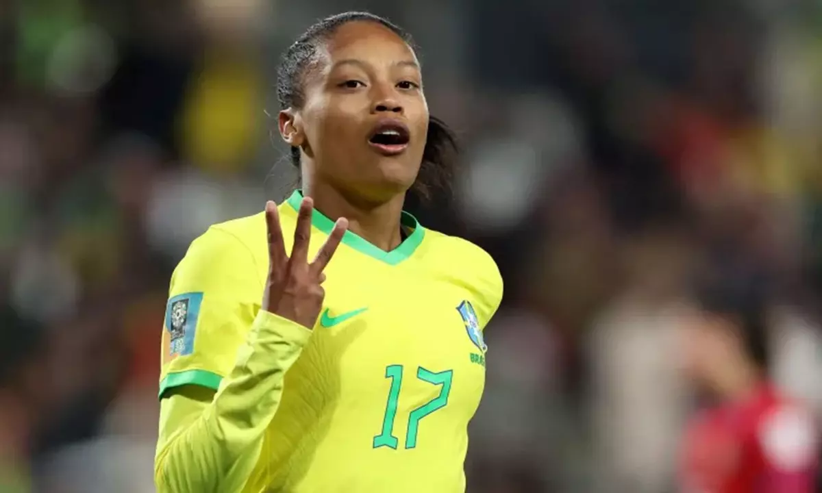 Brasileiras brilham na estreia na Copa do Mundo e animam a torcida