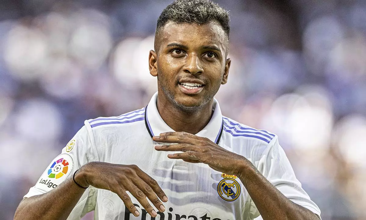Rodrygo diz que em retorno ao Brasil poderia jogar em rival do Santos
