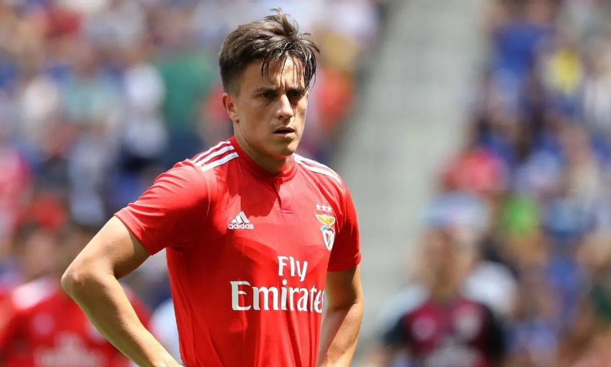 Palmeiras busca a contratação do meia argentino Franco Cervi