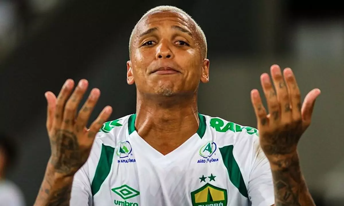 Deyverson é especulado no Corinthians e gera diferentes opiniões