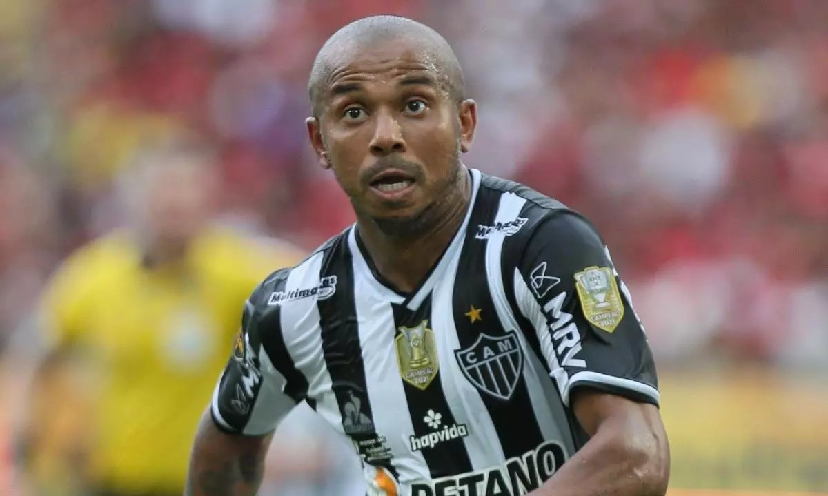 Sem renovar com o Galo, Mariano negocia com dois clubes brasileiros