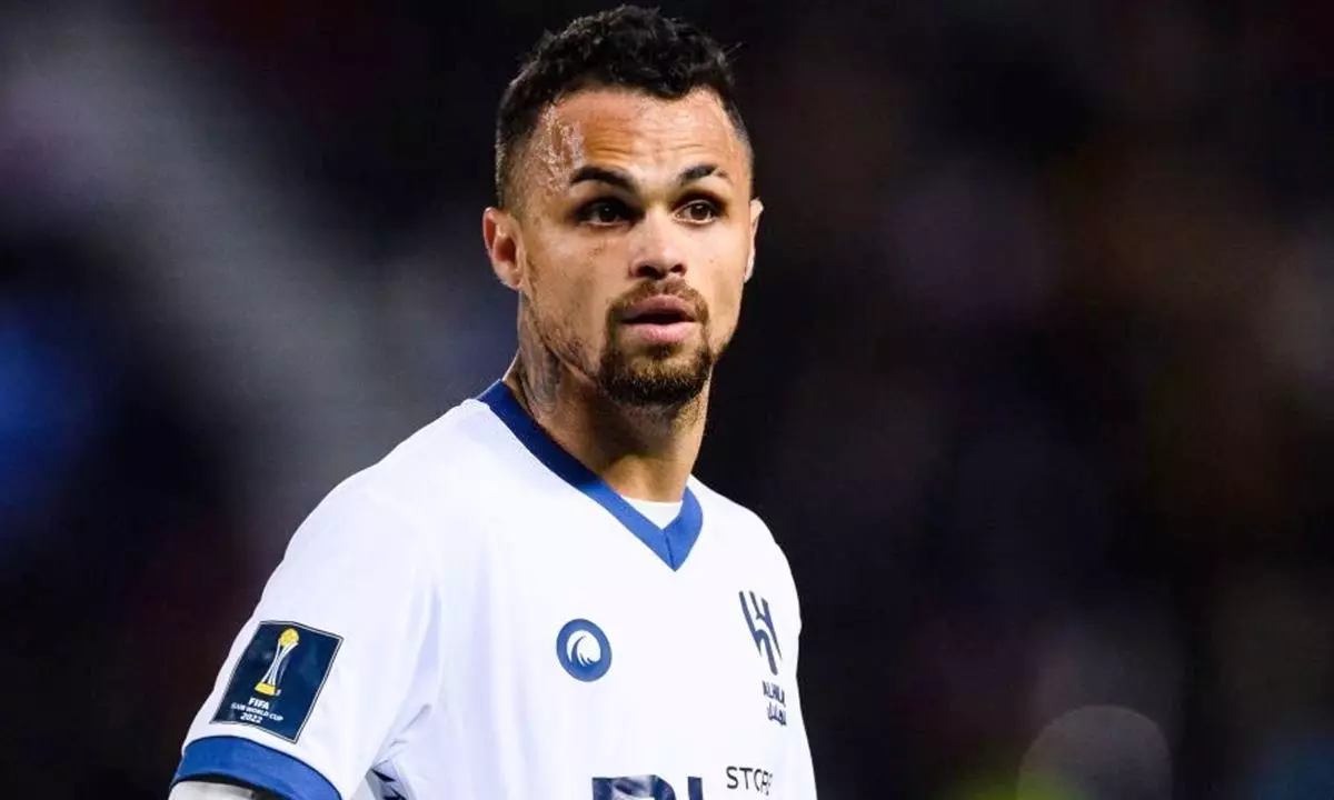 Chegada de Neymar ajuda Al Hilal liberar Michael a gigante brasileiro