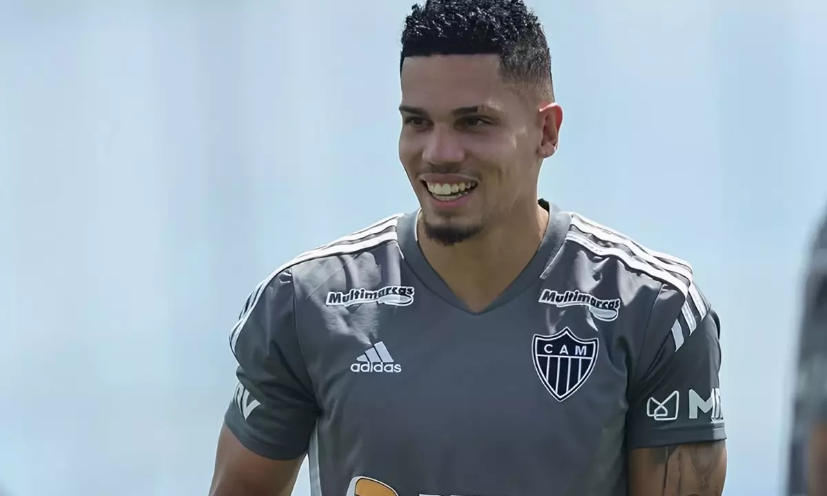 Destaque, Paulinho pode deixar o Atlético em negociação surpreendente