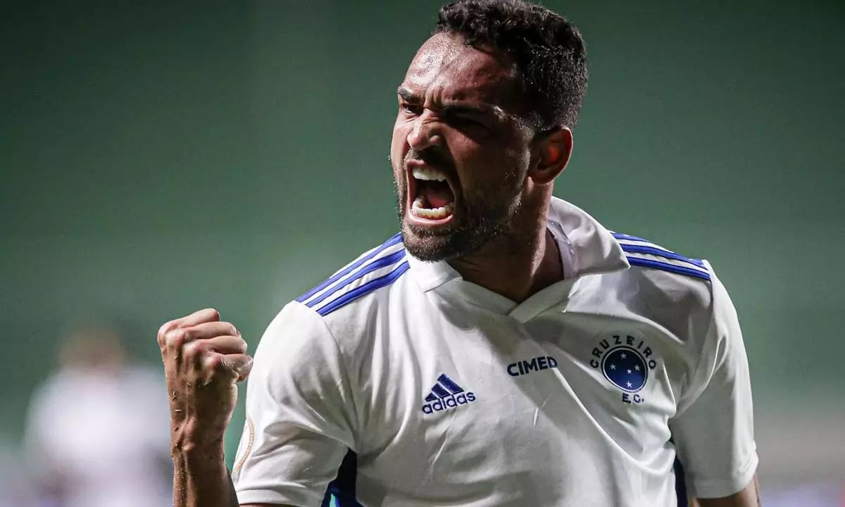 Gilberto está de saída do Cruzeiro e avalia sondagens recebidas