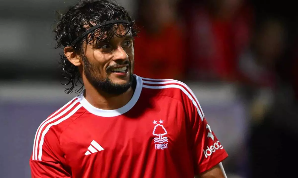 Scarpa é descartado no Palmeiras e vira alvo de rivais do Brasileirão