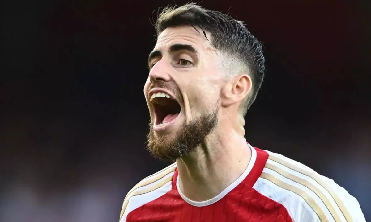Jorginho negocia rescisão com Arsenal e Brasil pode ser seu destino