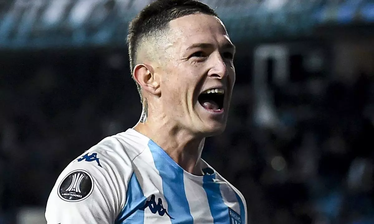 Palmeiras fecha acordo verbal com o meia argentino Aníbal Moreno