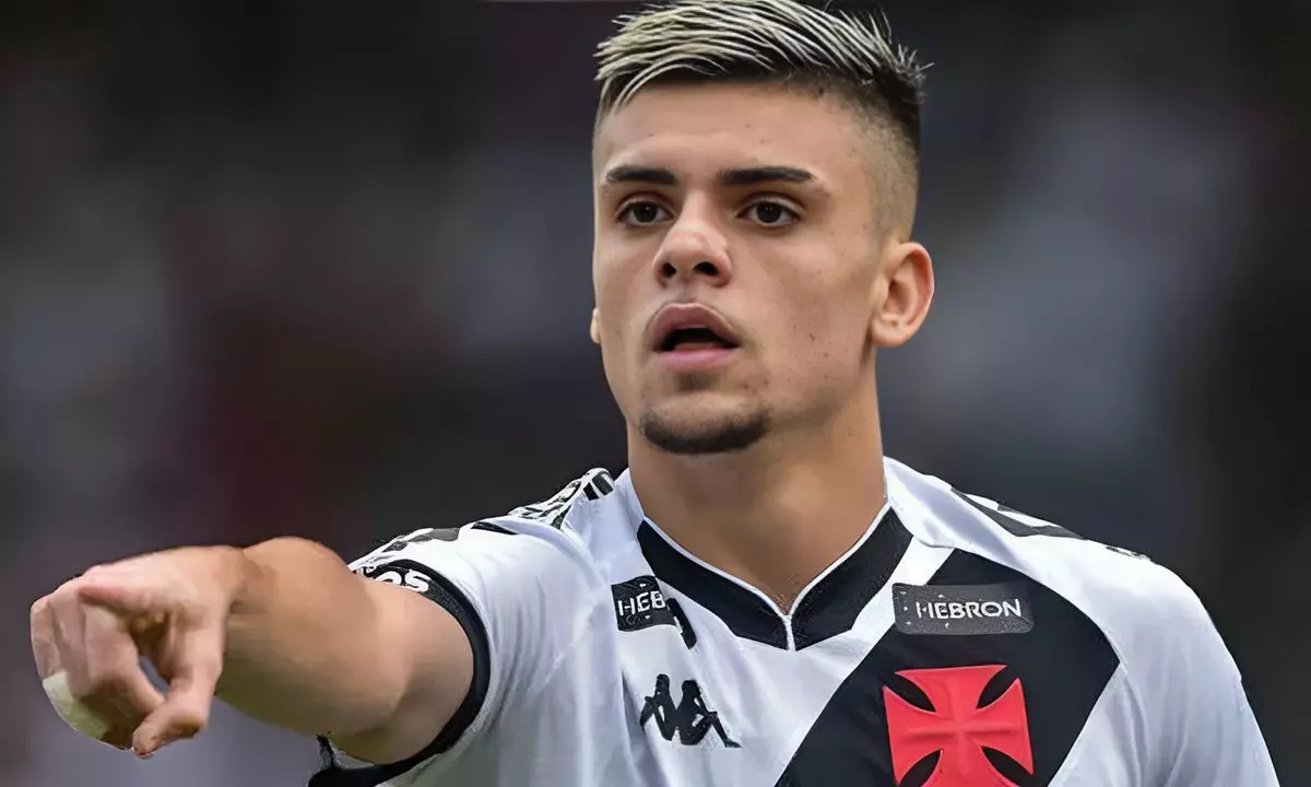Gabriel Pec é outro nome do Vasco na mira do Palmeiras para 2024