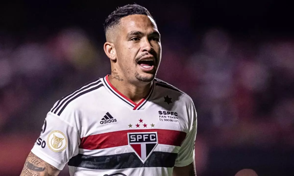 Com futuro incerto no São Paulo, Luciano é alvo de outros clubes