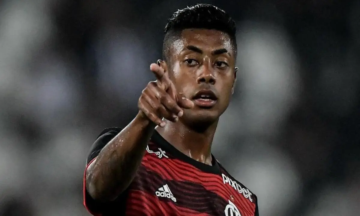 Gigante brasileiro oferece salário de R$2 milhões para Bruno Henrique