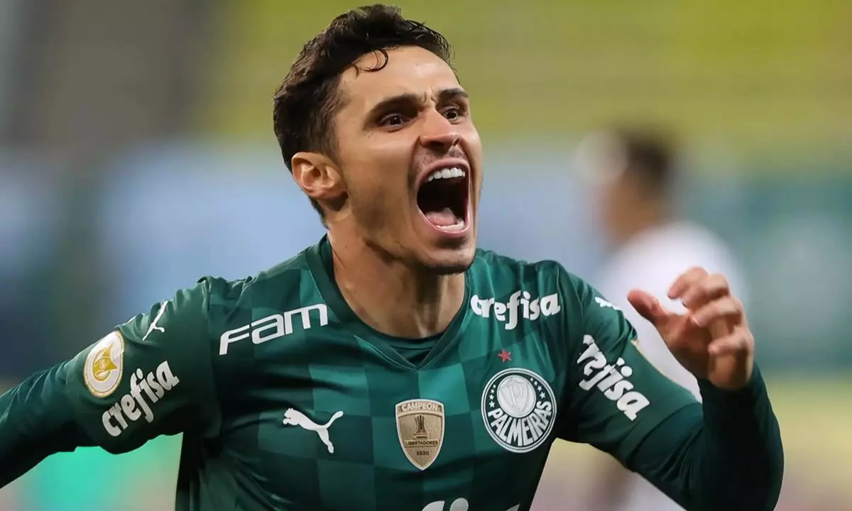 Flamengo monta estratégia e tentará coontratação de Raphael Veiga