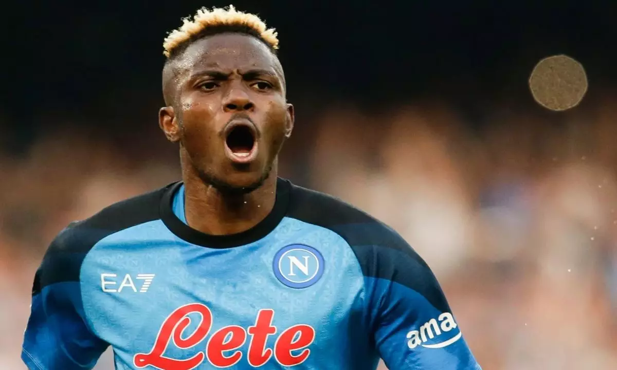 Arsenal lidera disputa pela contratação de Victor Osimhen, do Napoli